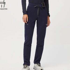 Figs High Waisted Yola Scrub Pants - Navy